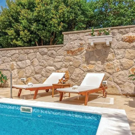 Vanilla By Guide فيلة بريسبا