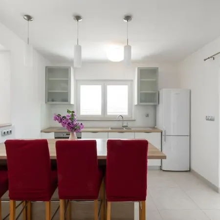 Vanilla By Guide * بريسبا